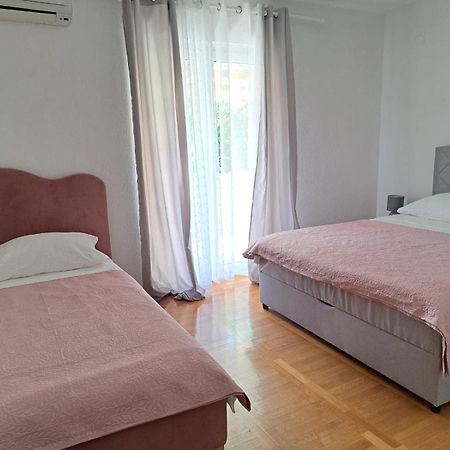 Apartments Tily Trogir Exterior foto